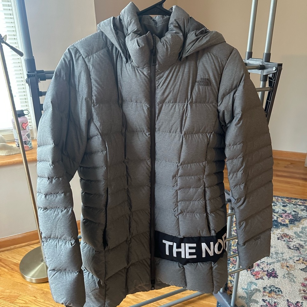 The North Face Women's REMADE Transit Jacket in Grey, size medium